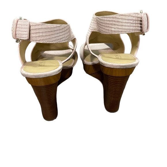 Michael Kors Josephine Wedge Soft Pink Leather Platform Sandals Womens 11M w/Box - Picture 5 of 12